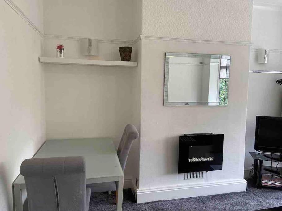 2 Bed Sleeps 6 Beach Retreat St Annes On Sea Βίλα Lytham St Annes Εξωτερικό φωτογραφία