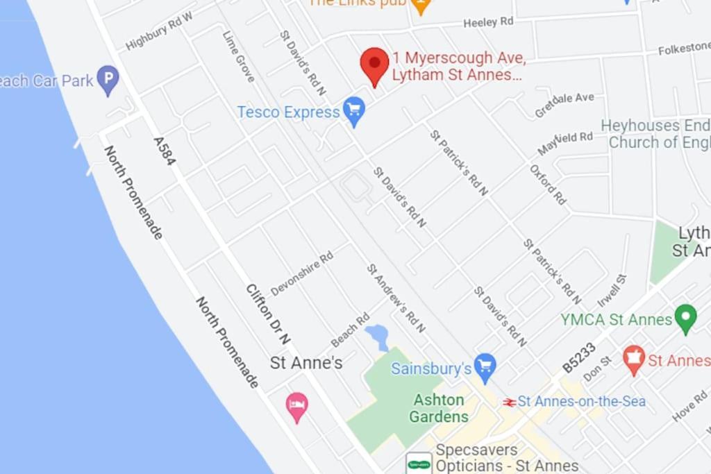 2 Bed Sleeps 6 Beach Retreat St Annes On Sea Βίλα Lytham St Annes Εξωτερικό φωτογραφία