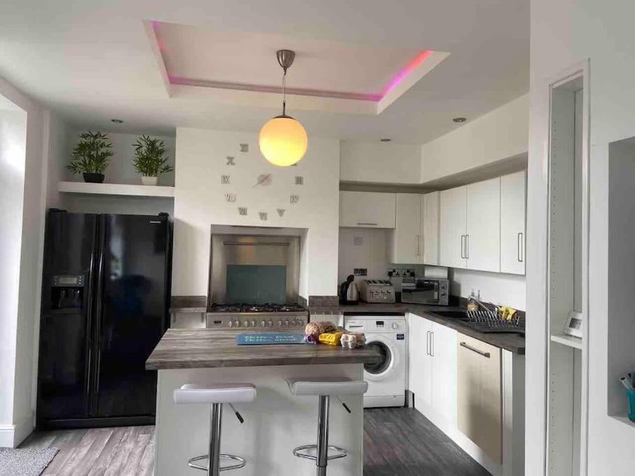 2 Bed Sleeps 6 Beach Retreat St Annes On Sea Βίλα Lytham St Annes Εξωτερικό φωτογραφία